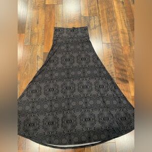 LuLaRoe Black gray lace design A-Line maxi Skirt size small